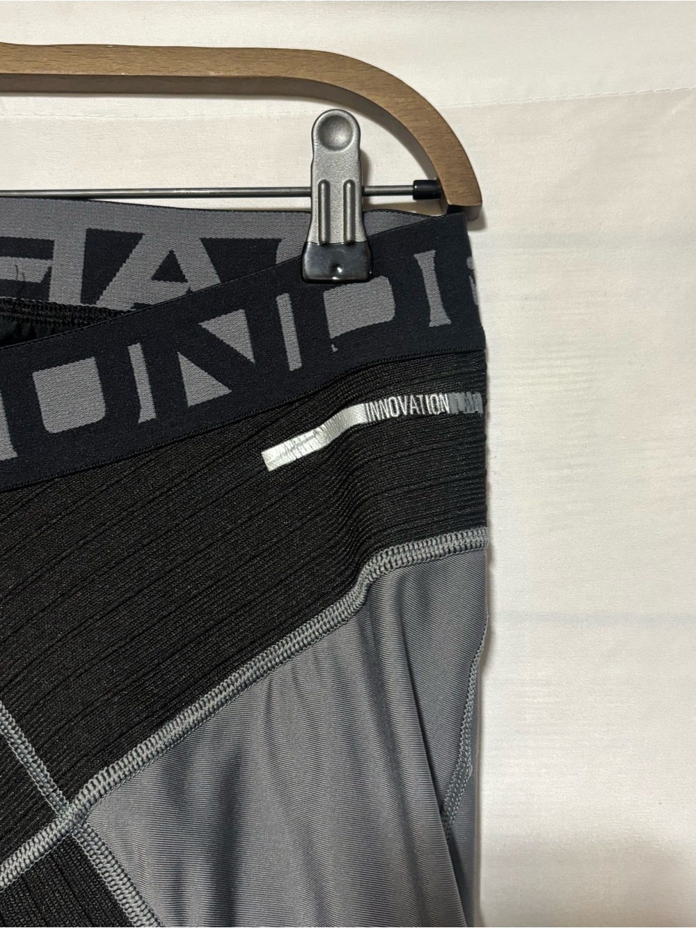 Under Armour HeatGear Compression Shorts - Men's 2XL - Picture 3 of 11